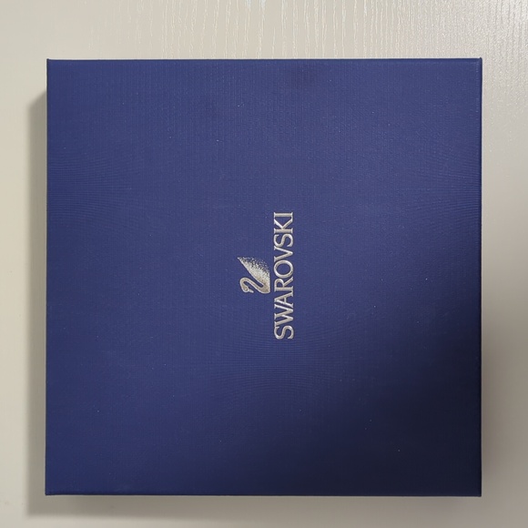 Rare Swarovski Crystal Gisele Necklace Bracelet Set - Picture 5 of 7